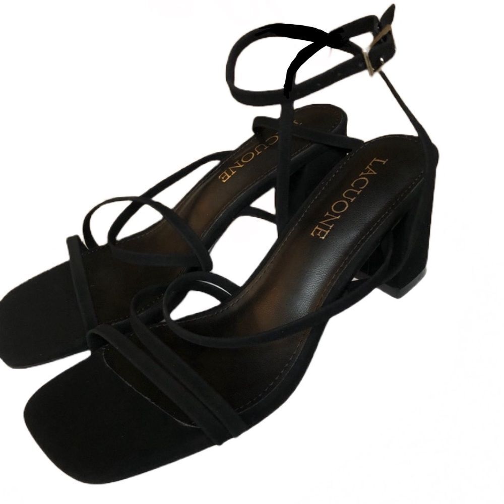 NWT LACUONE BLACK 3” STRAPPY SANDALS HEELS SIZE 7